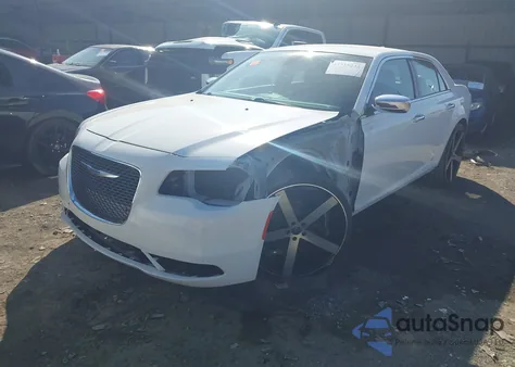 2018 Chrysler 300 Limited из США, поврежденный, VIN 2C3CCAEG9JH291972